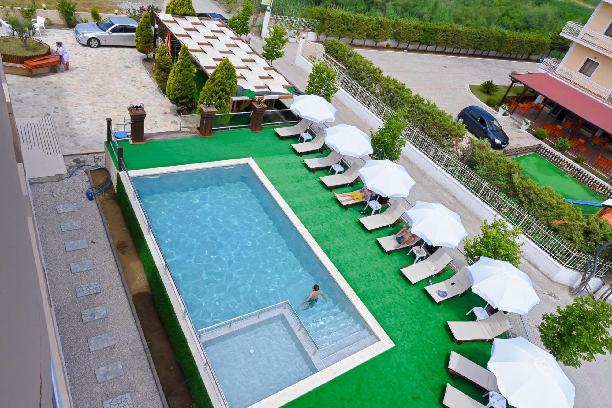 Hotel Kriti Max , Shengjin Shëngjin Exterior foto